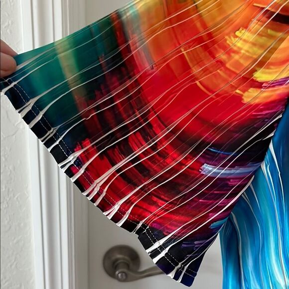 Lemongrass Multicolor “Wave”Abstract Keyhole Back Faux Agste Button NWOT SZ M - Picture 3 of 6